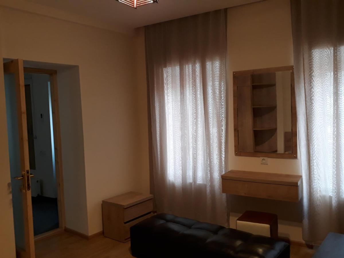 2 Bedroom Apartment In Chugureti Tbilisi Exteriér fotografie
