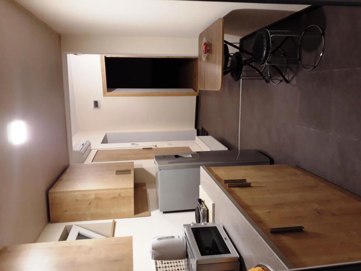 2 Bedroom Apartment In Chugureti Tbilisi Exteriér fotografie