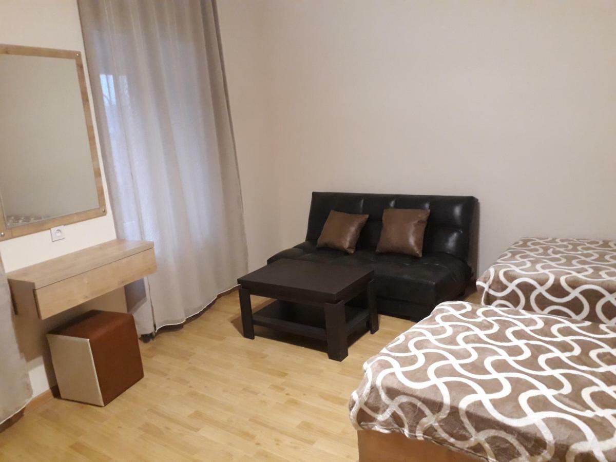 2 Bedroom Apartment In Chugureti Tbilisi Exteriér fotografie